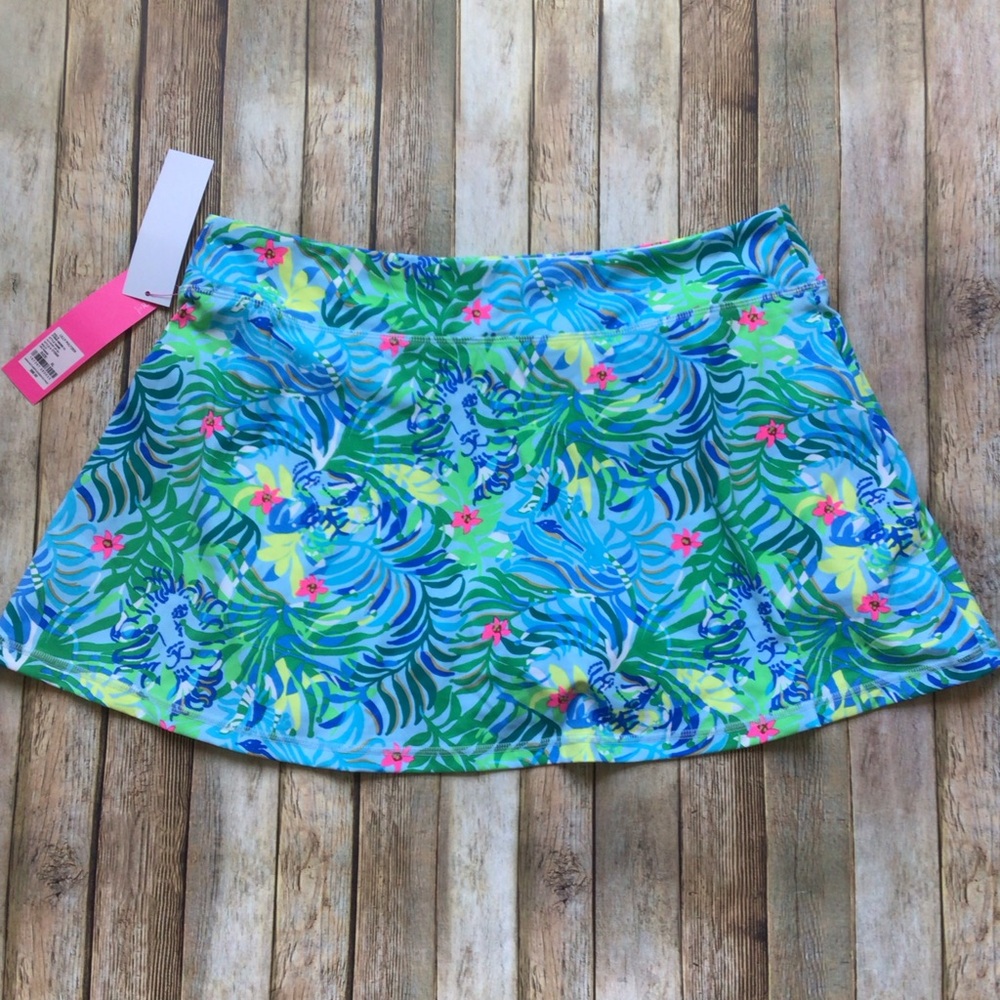 NWT Lilly Pulitzer Luxletic Aila Skort Via Parigi - Picture 3 of 5